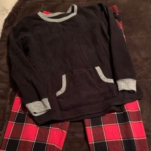 2 piece super soft pajama set by Cuddl Duds